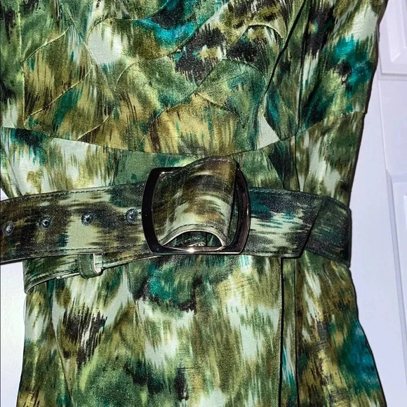 Green Sheath Dress with V-Neck Cap Sleeves for Work - Picture 4 of 8